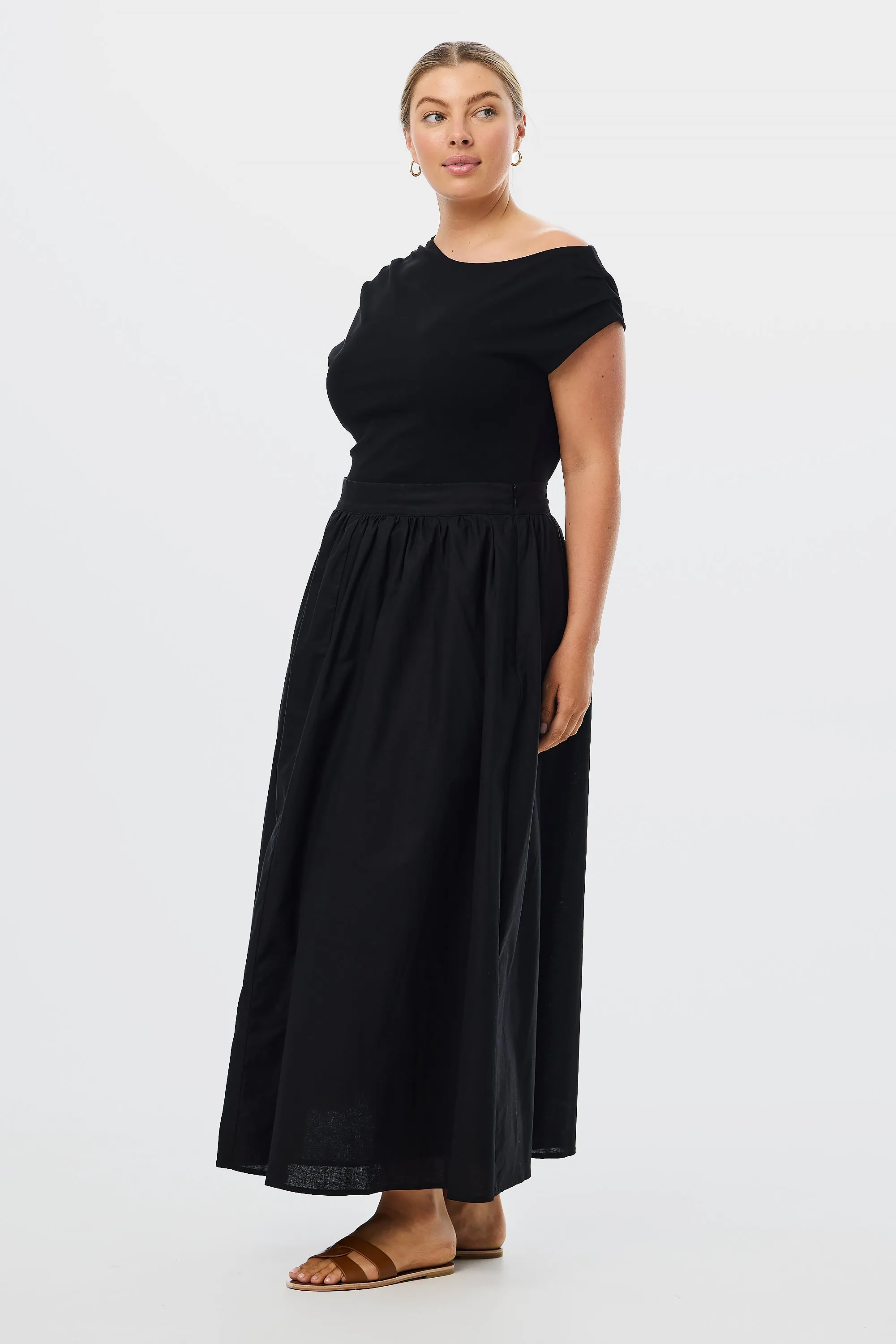 Asymmetric Jersey T-shirt - Black