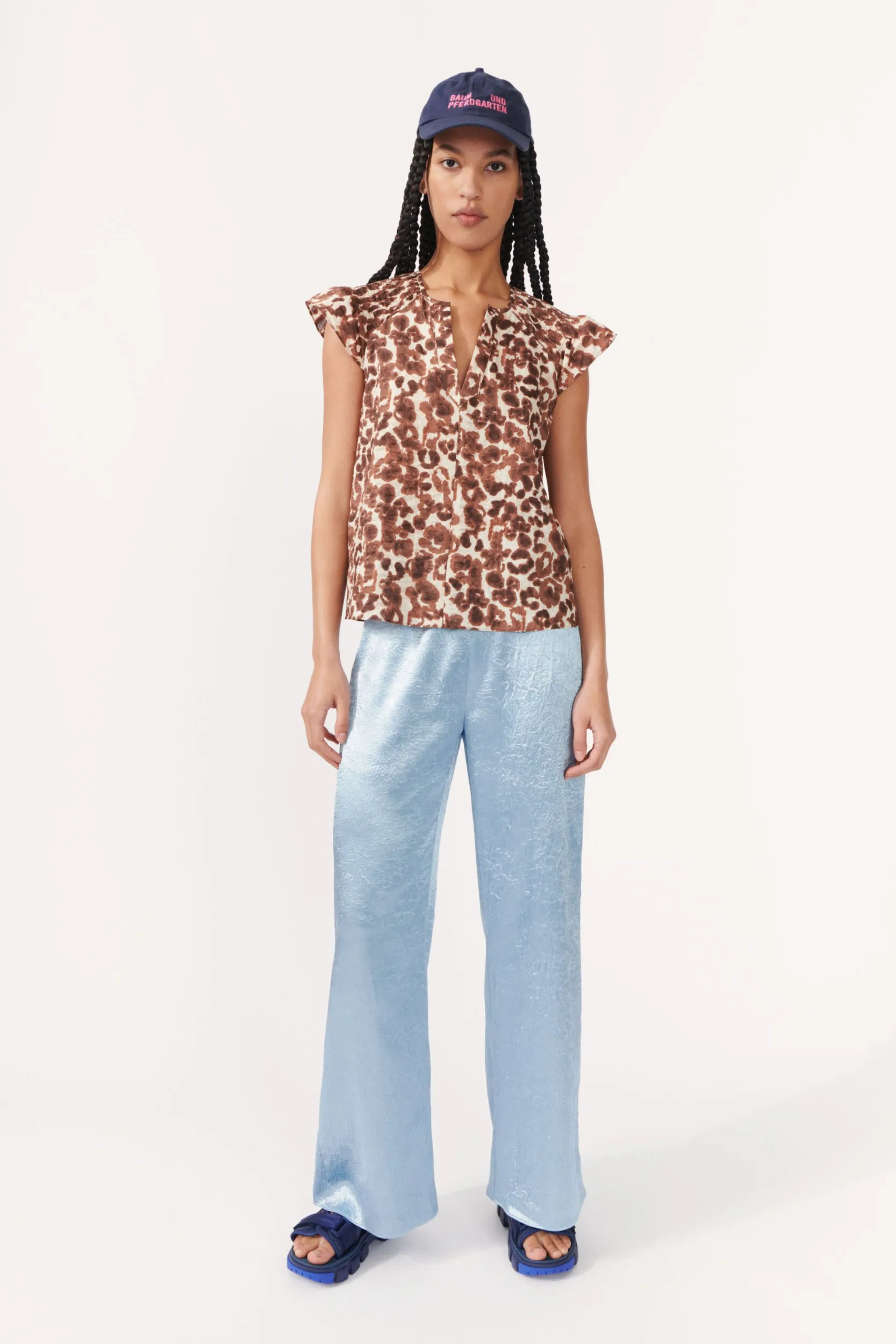 Baum Und Pferdgarten Mellony Blouse Floating Flower Brown