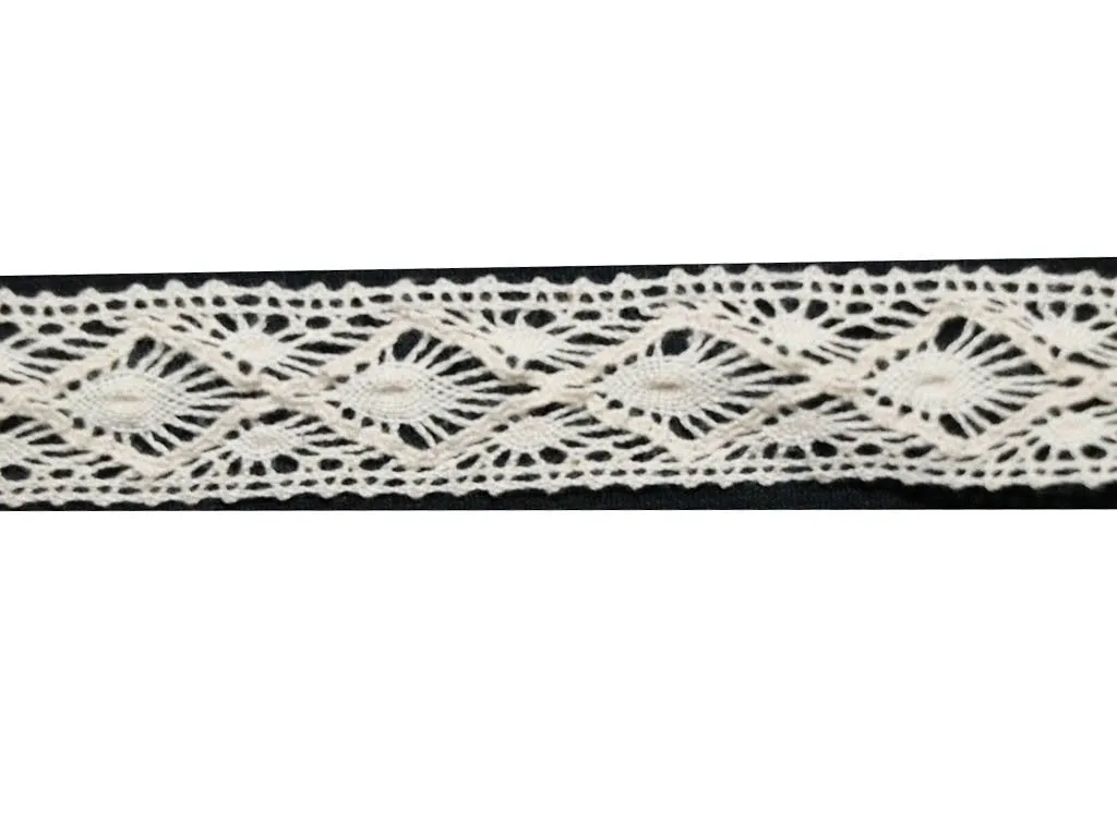 Dyeable Greige Design 653 Cotton Laces