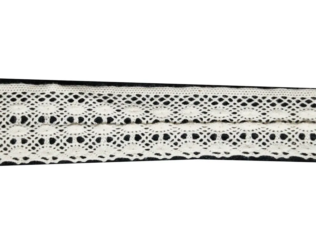 Dyeable Greige Design 661 Cotton Laces