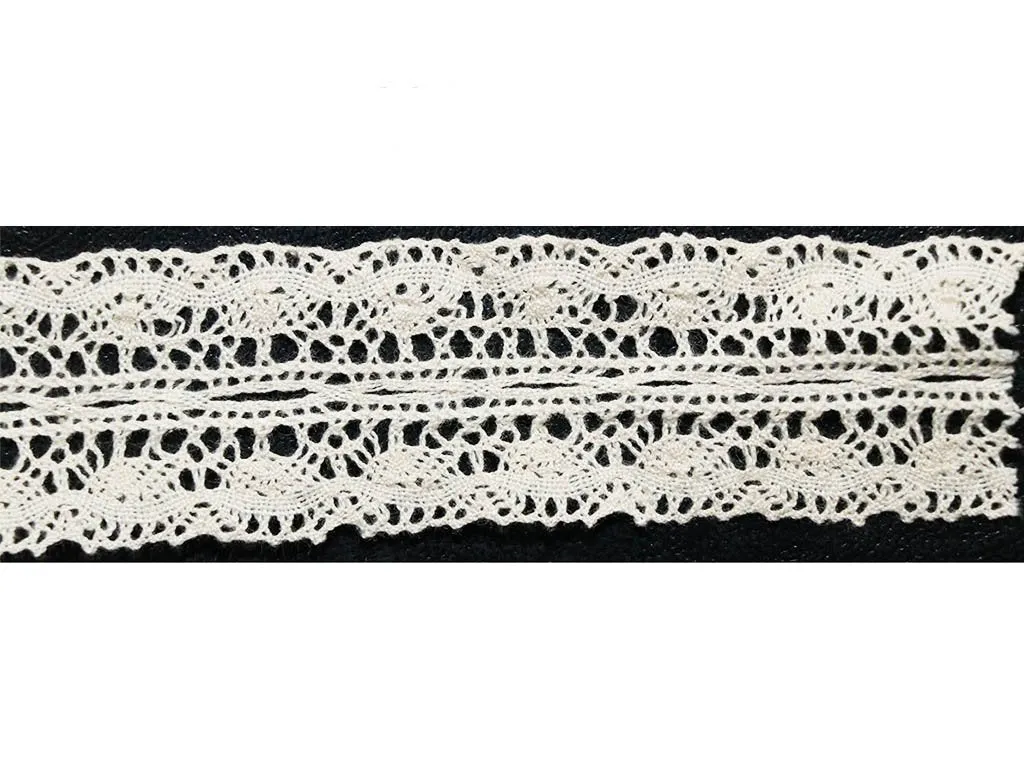 Dyeable Greige Design 667 Cotton Laces