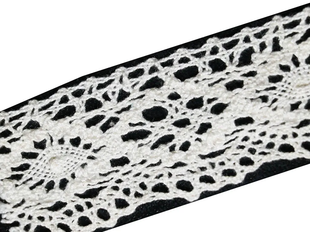 Dyeable Greige Design 750 Cotton Laces