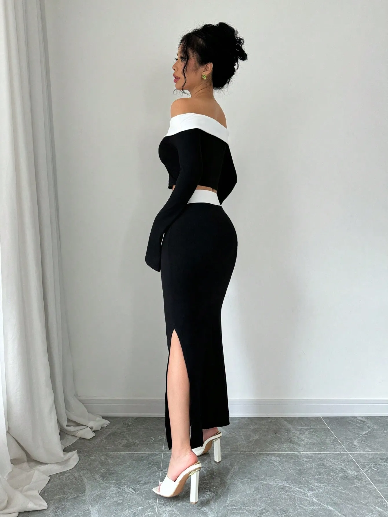 Spring/Summer Elegant Color Block Off Shoulder Cropped T-Shirt   Side Slit Fish Tail Skirt Outfit Set